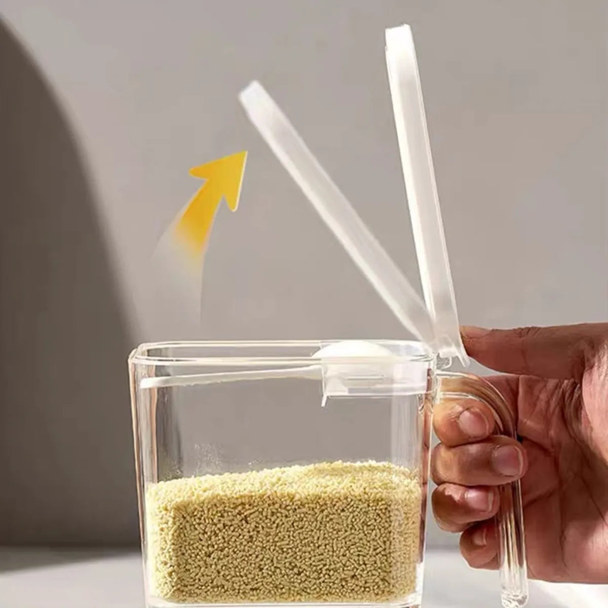 1 Sealed Pop-Top Seasoning Box with Spoon, Household Moisture-Proof